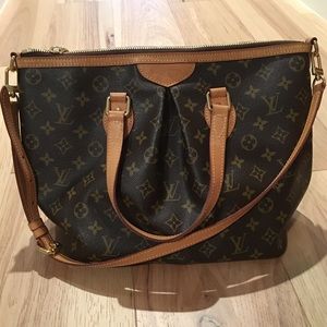 Basically New Louis Vuitton shoulder bag Palermo